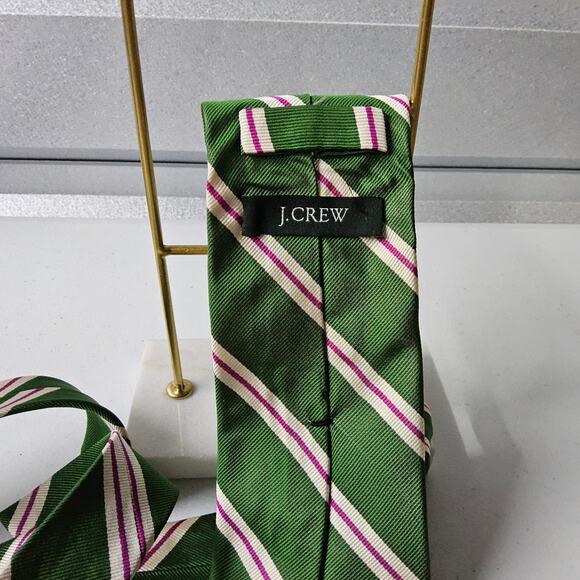J Crew Men's Necktie Green White and Red Stripes Print Silk J.Crew J, Crew - Picture 2 of 6